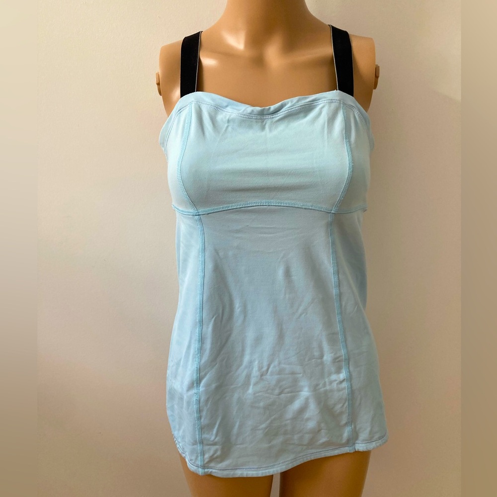 Lululemon yoga top